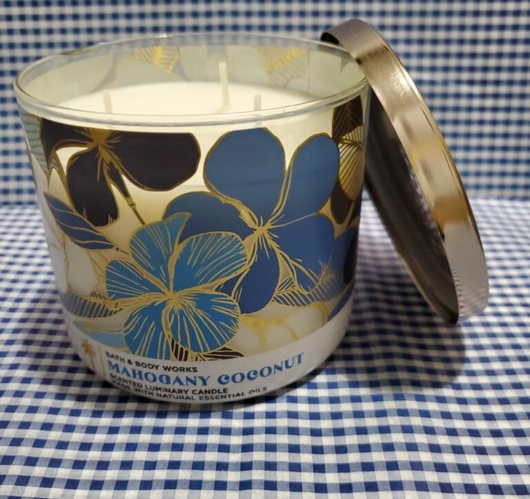 White Barn Mahogany Coconut Premium 3-Wick Scented Candle Collection