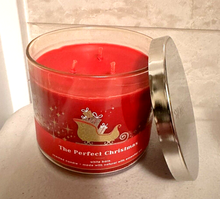 A Perfect Christmas Candle: Premium 3-Wick Scented Holiday Collection